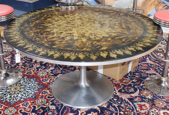 A Poul Cardovius circular single pedestal dining table W.138cm